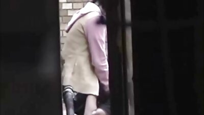Adolescente bionda tettona scopata in nere porno video bagno