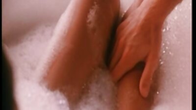 Filthy Girl crede che il latte delle sue video porno gratis donne di colore tette aiuti il ​​cazzo a crescere